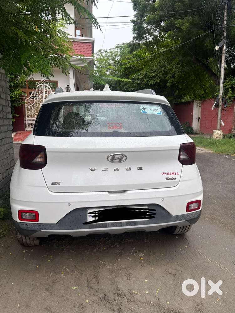 Hyundai Venue 2020 Km Driven