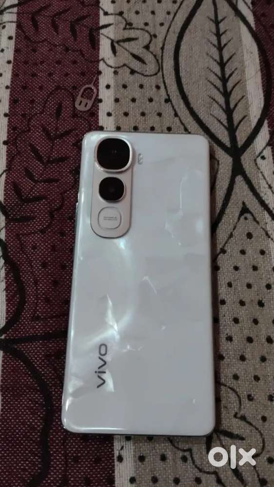 Y400 i had just buyed this phone and now I had switched to iphone dont