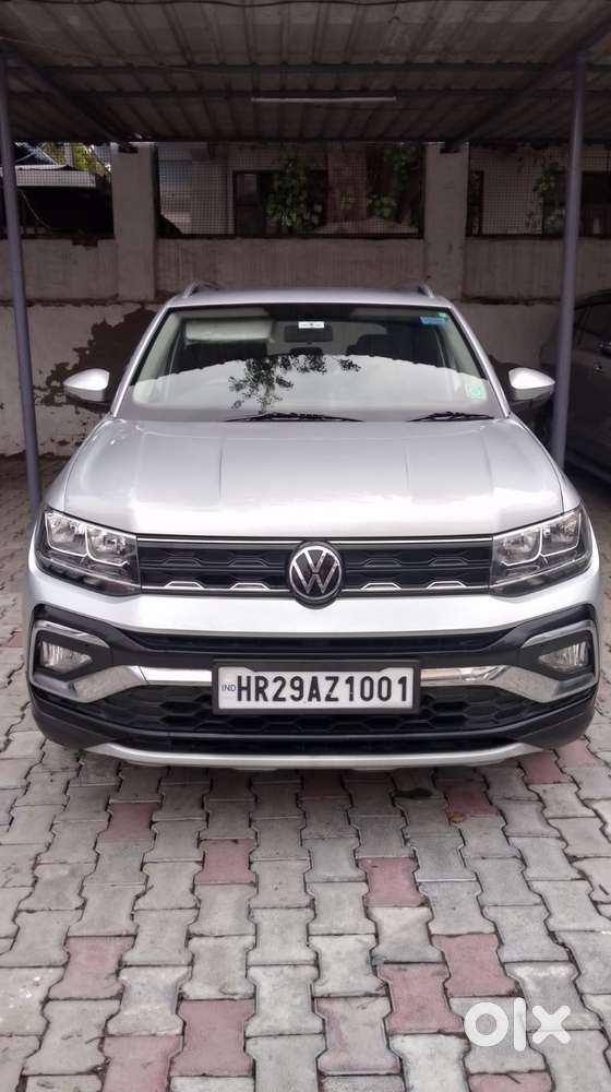 Volkswagen Taigun 1.0 Tsi Highline At, 2022, Petrol