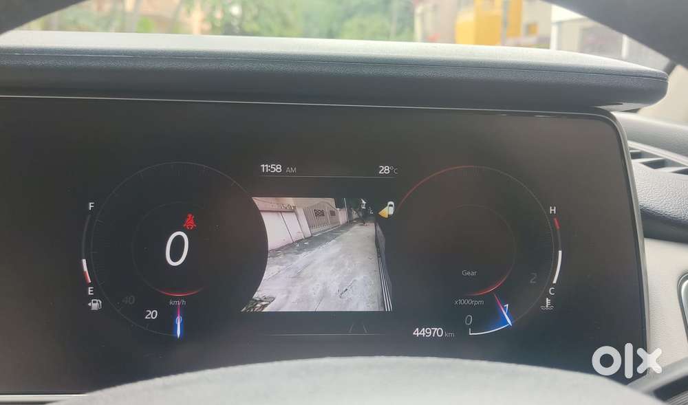 Mahindra Xuv700 2.2 Ax 7 Diesel Mt Luxury Pack Str, 2023, Diesel
