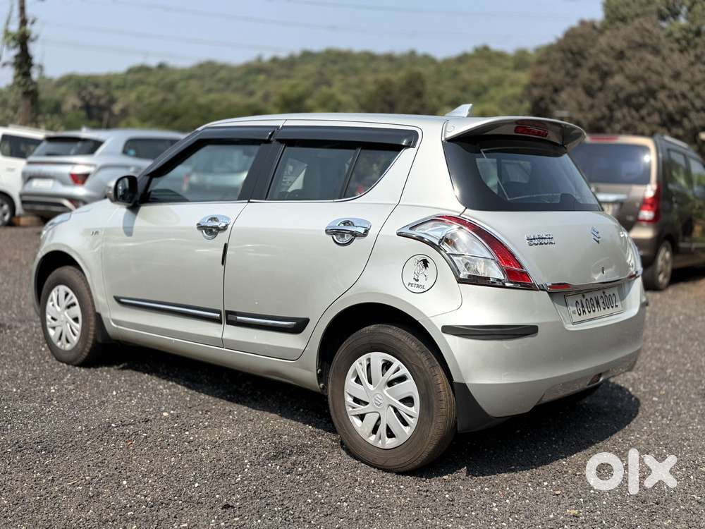 Maruti Suzuki Swift Vxi + Manual, 2015, Petrol