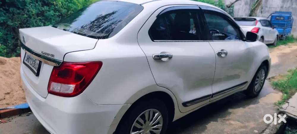 Maruti Suzuki Dzire Vxi 2017