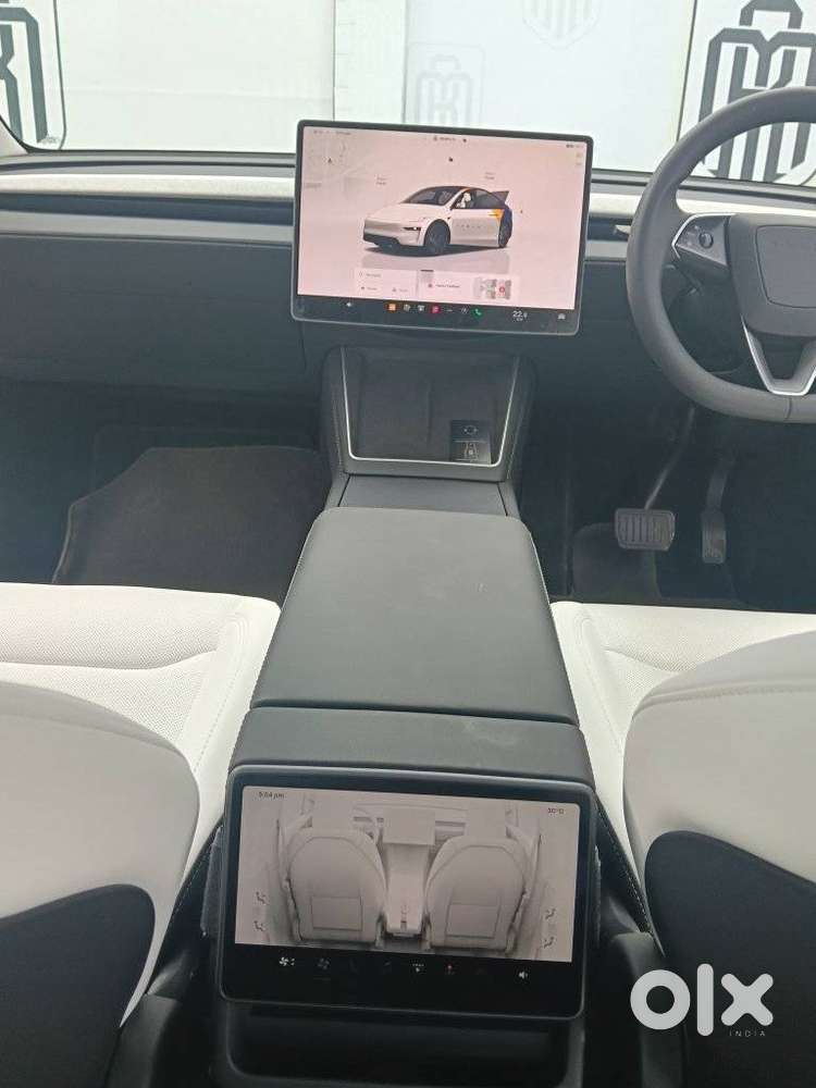 Tesla Model Y Rear-wheel Drive (rwd), 2025, Electric