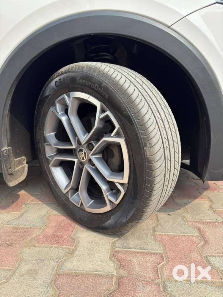 Skoda Kushaq Anniversary Edition 1.0l Tsi At, 2022, Petrol