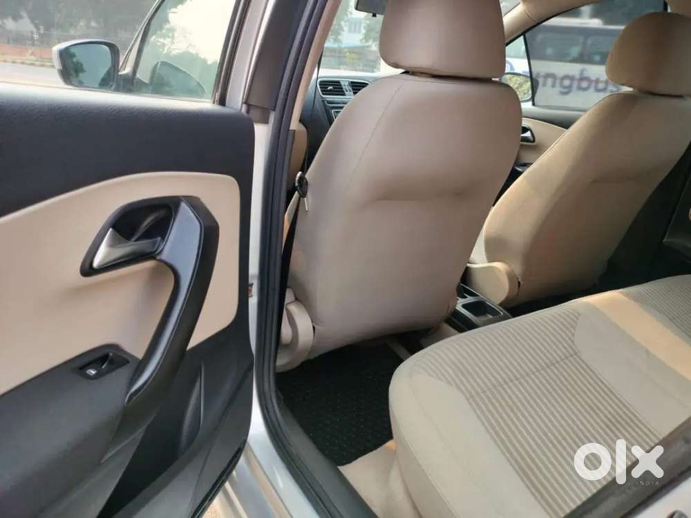 Volkswagen Polo Highline 2013 Car