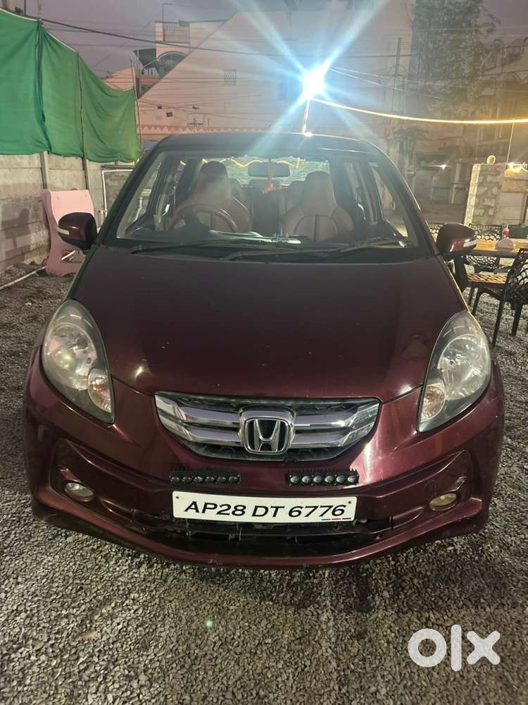 Honda Amaze 2nd Gen 2013 Diesel Well Maintained