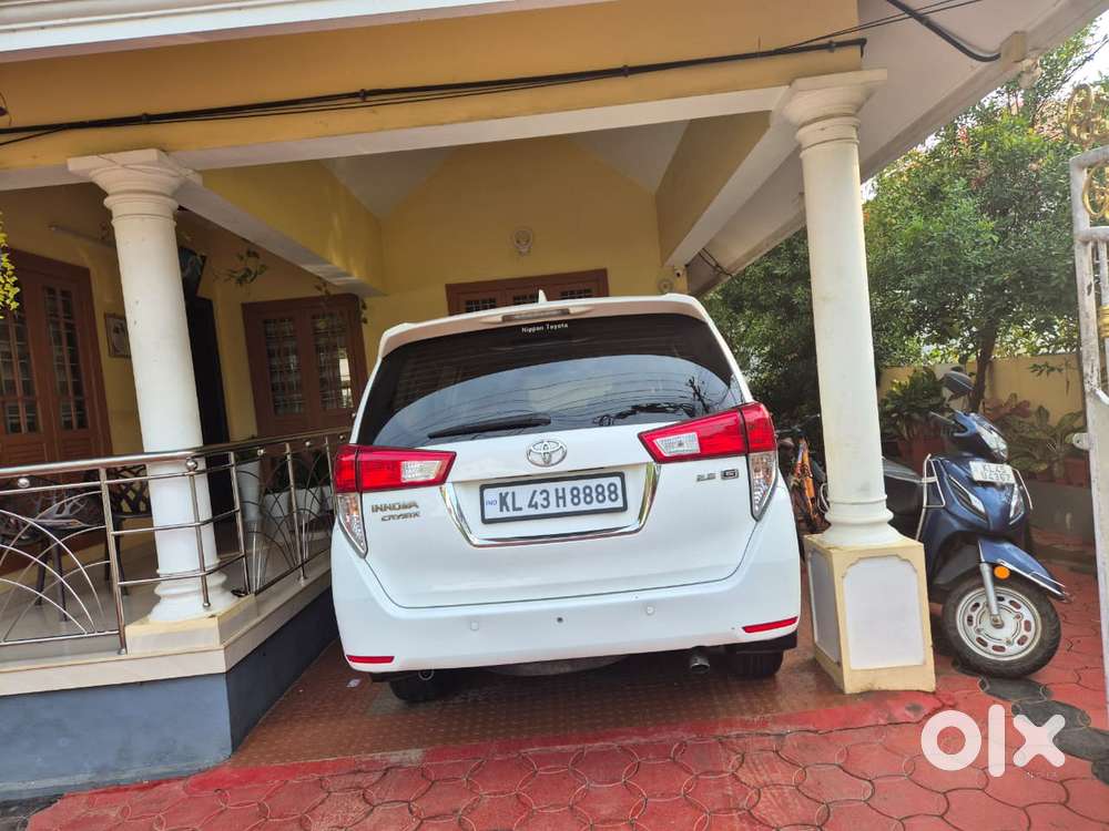 Toyota Innova Crysta 2.8 Gx At, 2016, Diesel