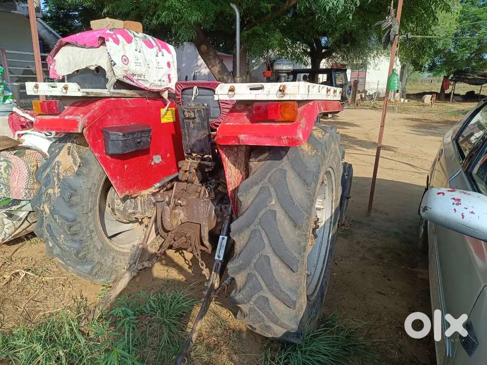 Messy Tractor Rj 37