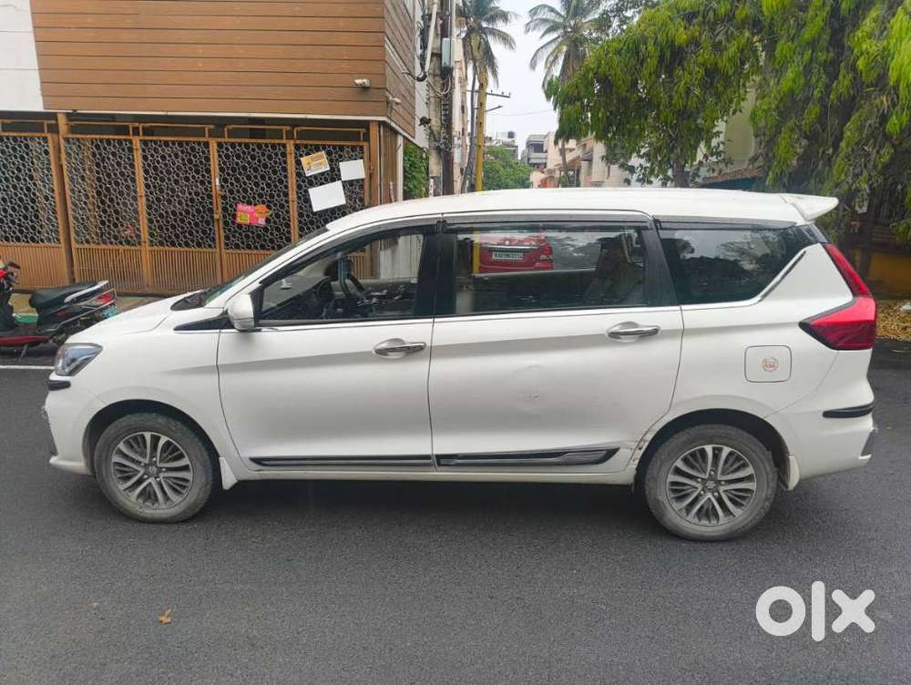 Maruti Suzuki Ertiga Zxi At, 2022, Petrol