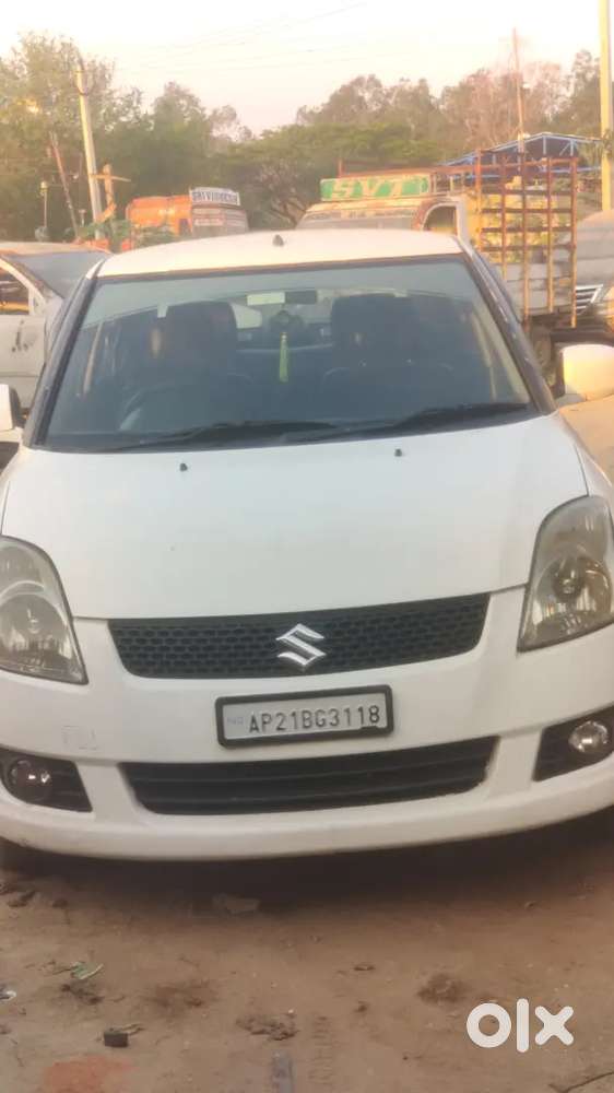 Maruti Suzuki Swift Dzire Tour 2013 Diesel 130546 Km Driven