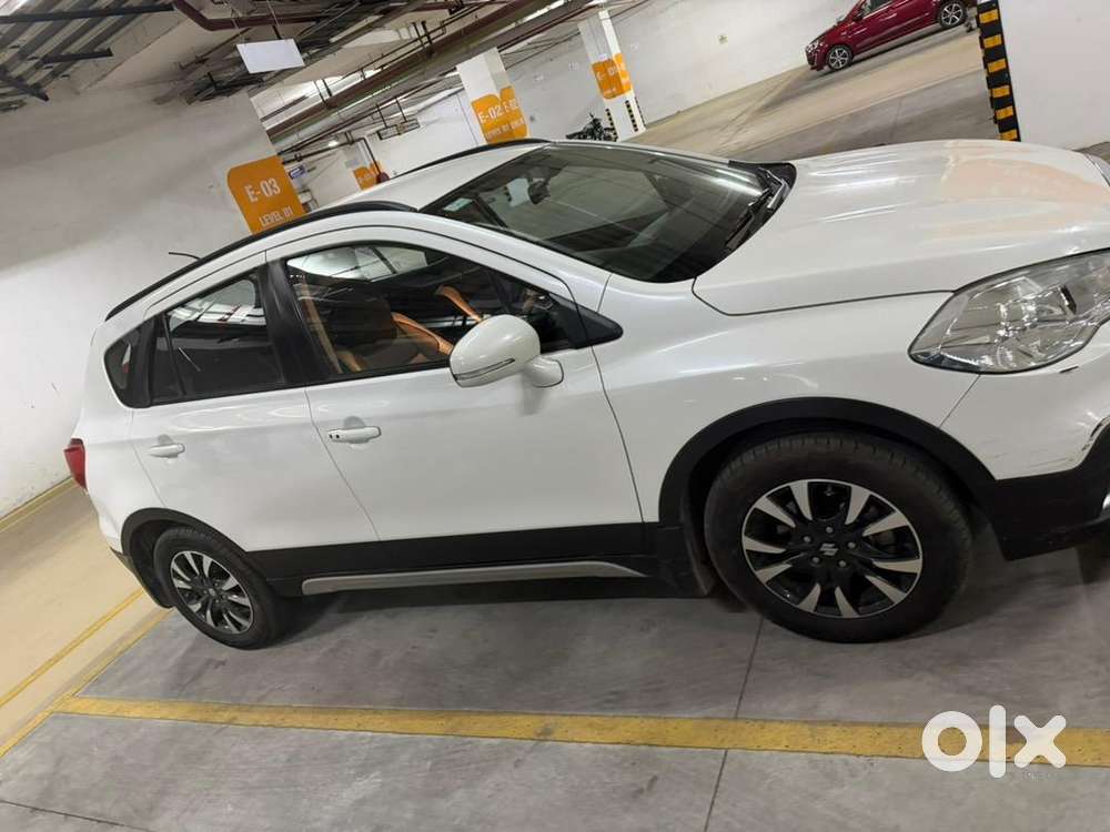 Maruti Suzuki S-cross 2021 Petrol Well Maintained