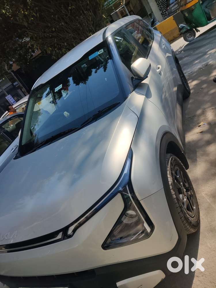 Kia Carens, 2025, Petrol