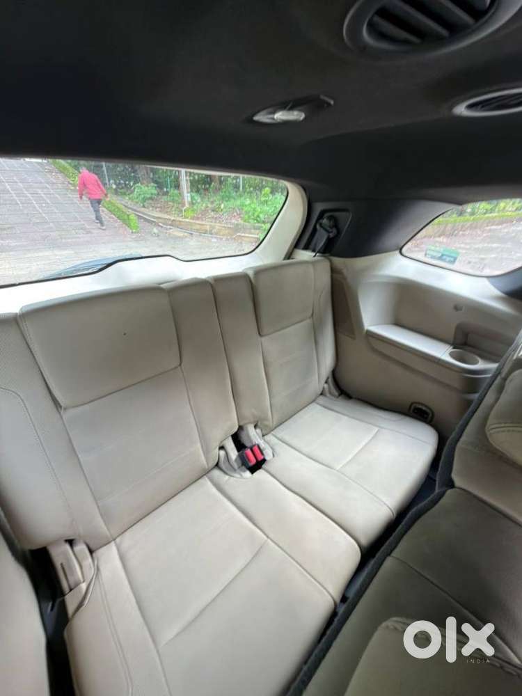 Ford Endeavour 3.2 Titanium 4x4 At, 2017, Diesel