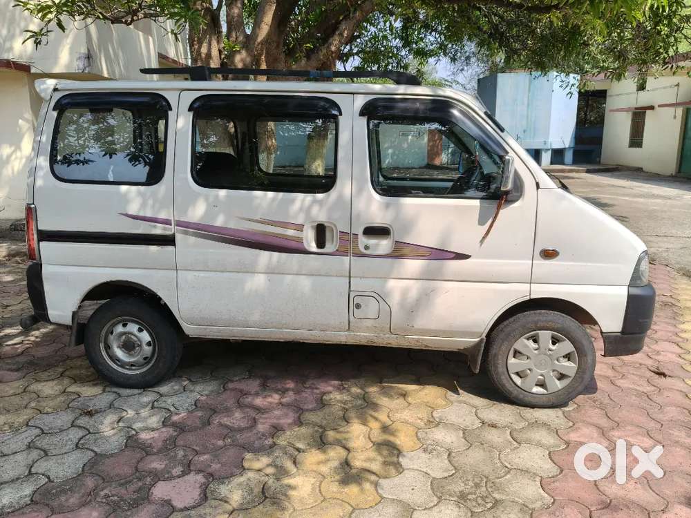 Maruti Suzuki Eeco 2016 Petrol Well Maintained