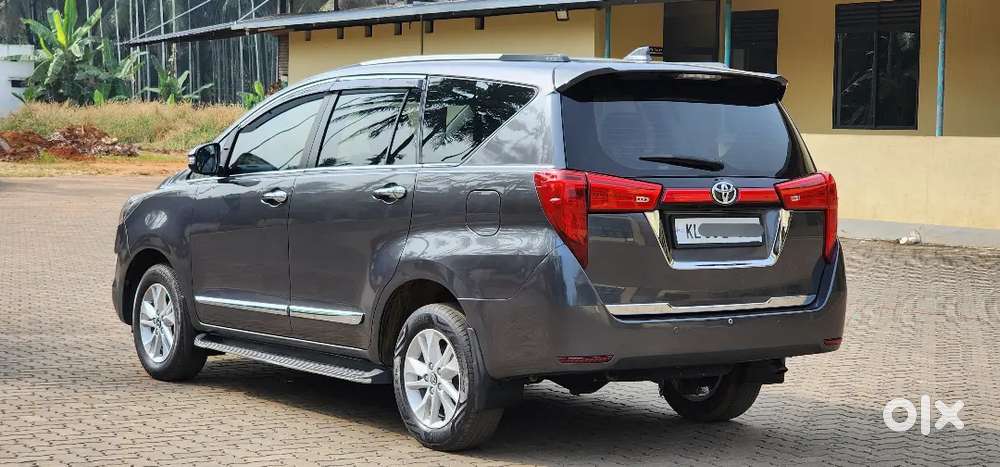 Toyota Innova Crysta 2018 Diesel Well Maintained