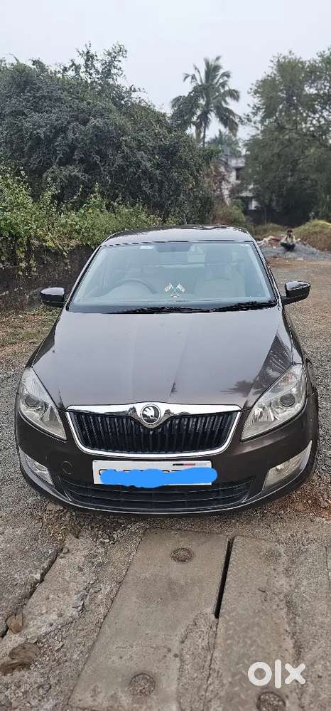 Skoda Rapid Elegance 1.5 Tdi Automatic  Diesel  1,12,000 Km  Goa