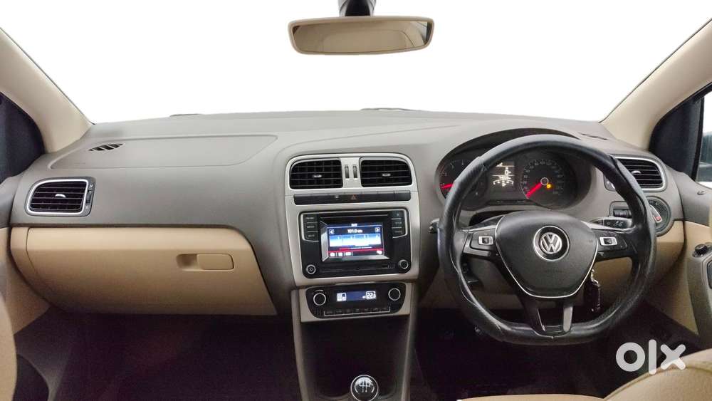 Volkswagen Vento 2013-2015 1.6 Highline, 2016, Petrol