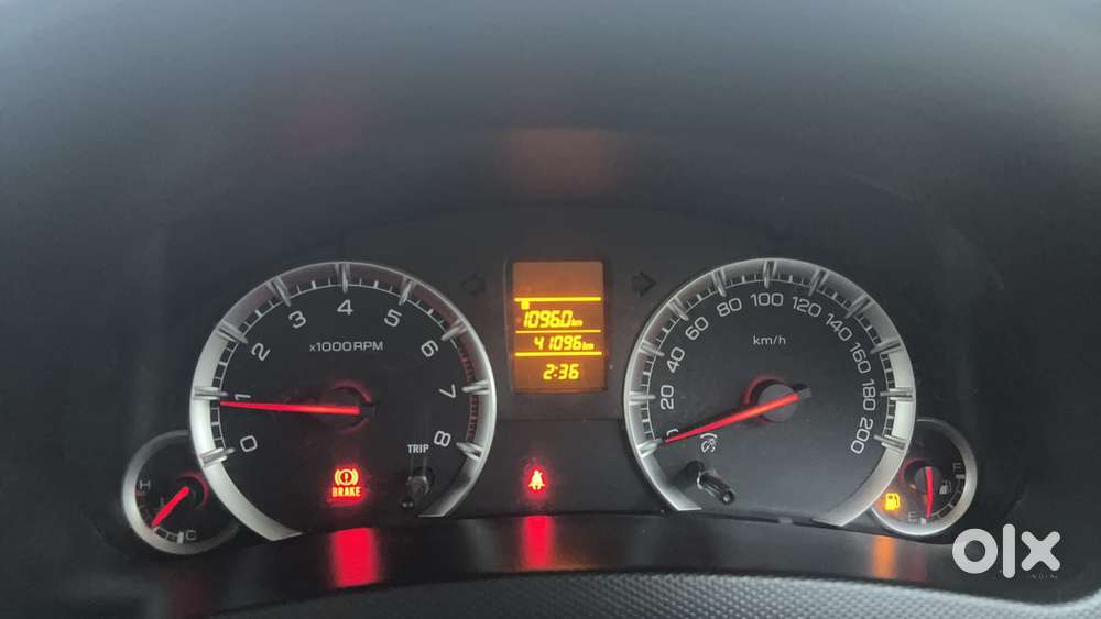 Maruti Suzuki Swift Dzire 1.3 Vxi, 2013, Petrol