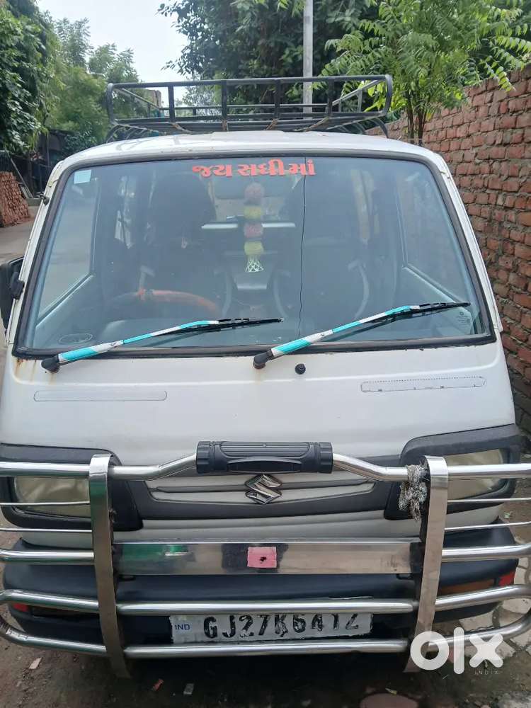 2013 Model, 7 Seater, Private Parmit, Rc Books,insurance Running