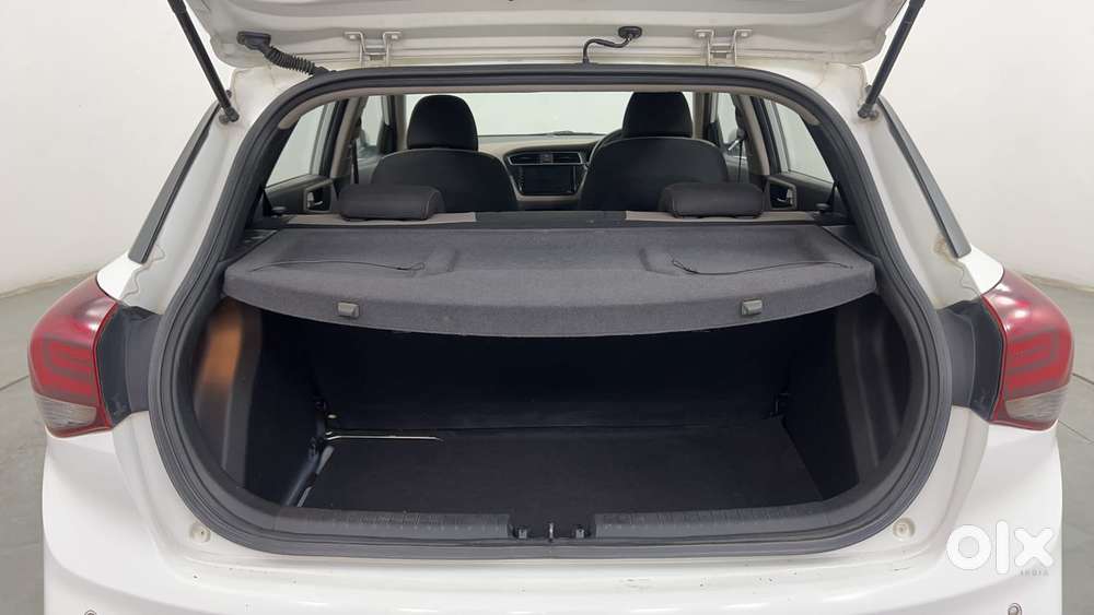 Hyundai Elite I20 1.2 Asta (o) Cvt, 2019, Petrol