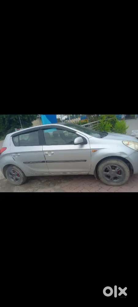 Hyundai I20 2010 Petrol Manual 84000 Km Driven