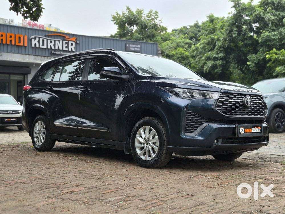 Toyota Innova Hycross 2.0 Gx 7 Str, 2025, Petrol