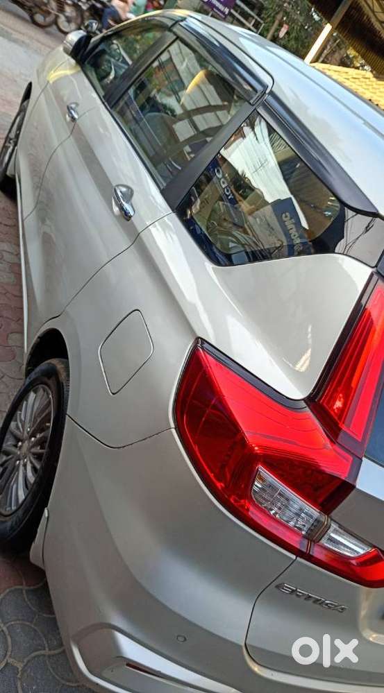 Maruti Suzuki Ertiga 1.5 Zxi Shvs, 2021, Petrol