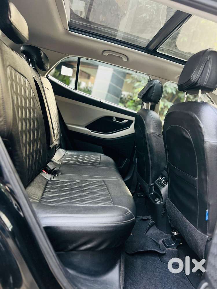 Hyundai Creta Sx Petrol Mt, 2023, Petrol