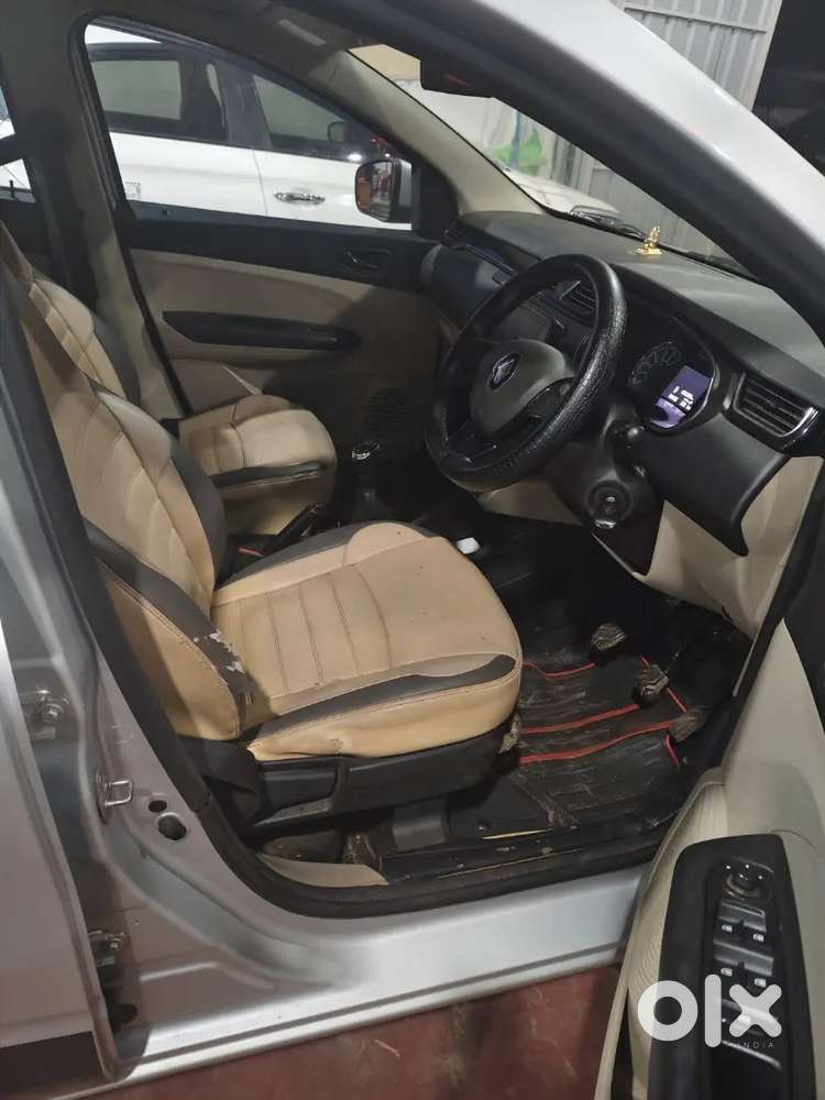 2021 Renault Triber Petrol Manual Dual Tone