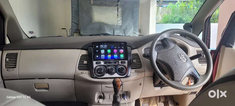Toyota Innova G 2012 Diesel 292000 Km Driven