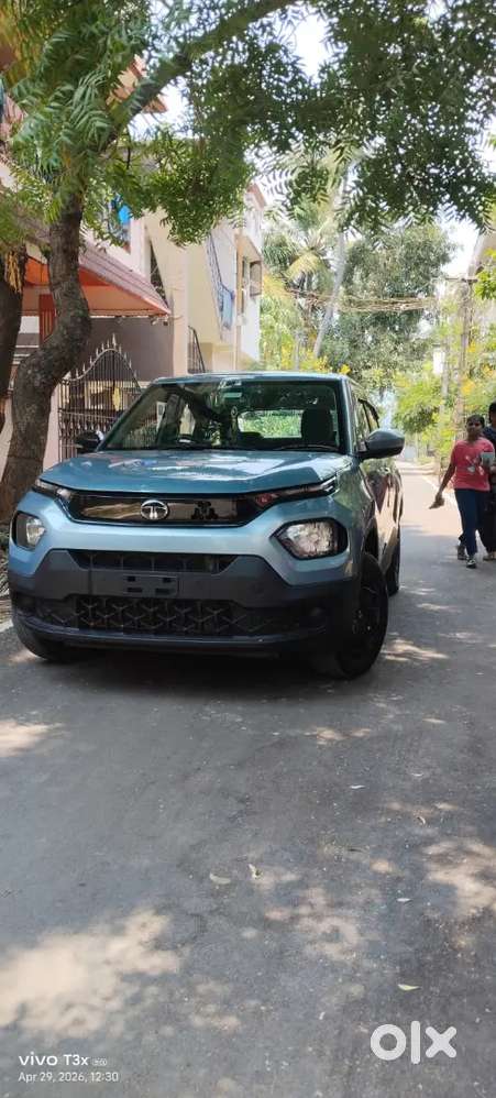 Tata Punch Petrol Plus  Out Fided Cng