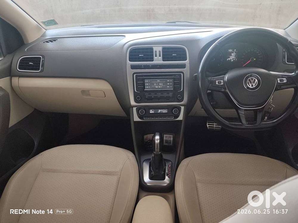 Volkswagen Vento 1.2 Tsi Highline At, 2015, Petrol