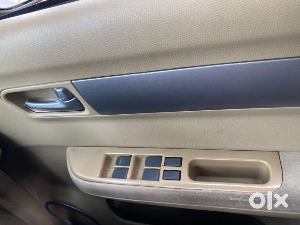 Maruti Suzuki Swift 2009 Petrol 100000 Km Driven