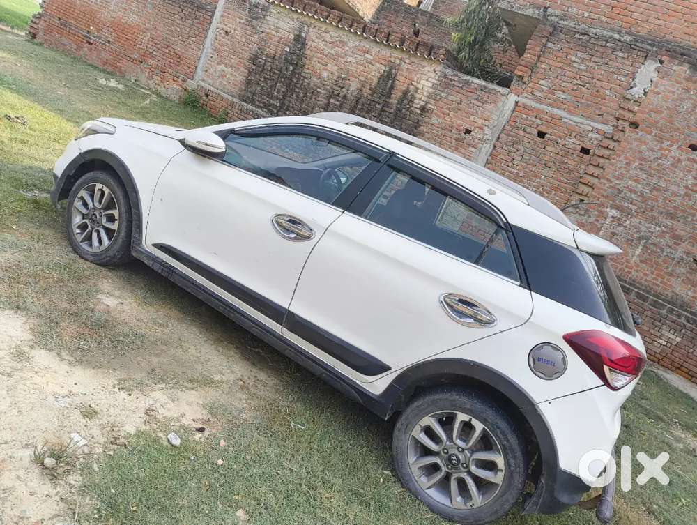 Hyundai I20 Active 2015 Diesel 100000 Km Driven