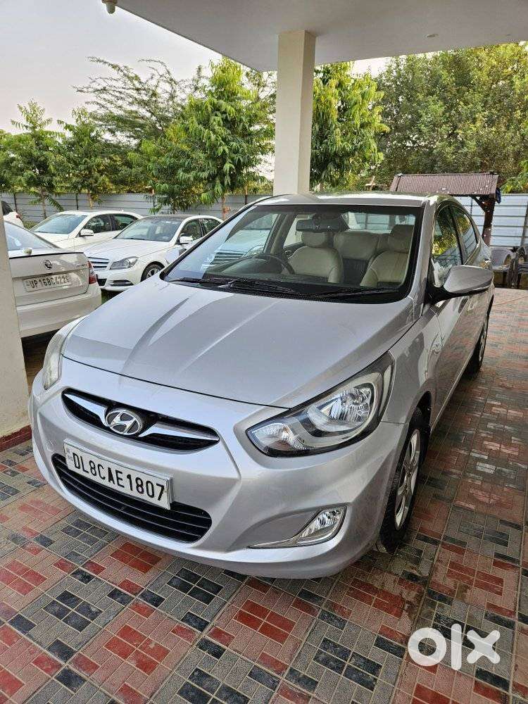 Hyundai Verna Vtvt 1.6 Sx, 2013, Petrol