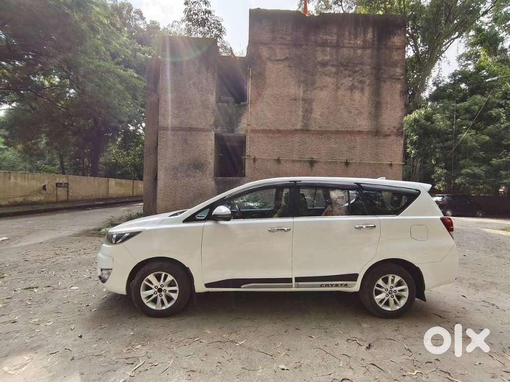 Toyota Innova Crysta 2.4 Gx Mt, 2018, Petrol