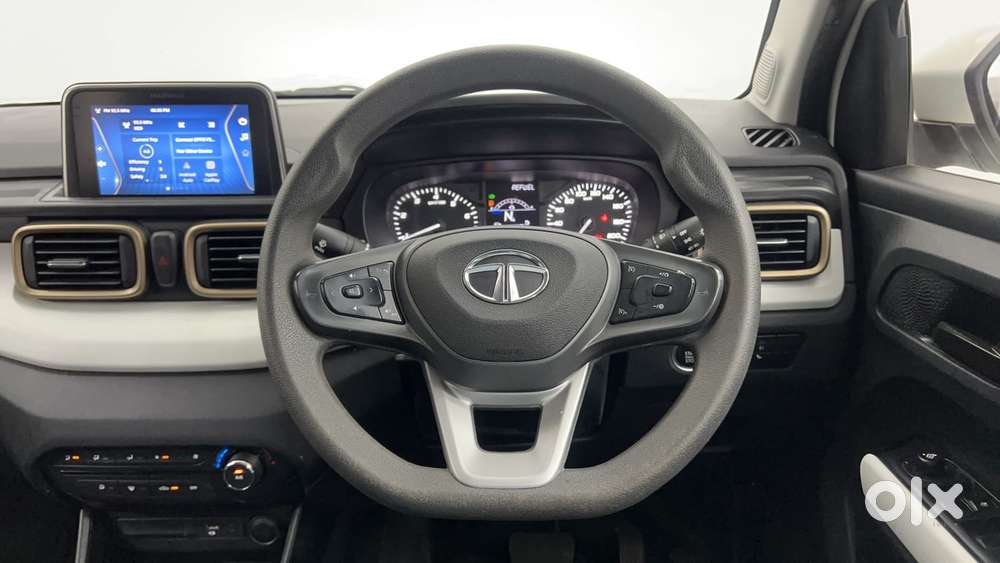 Tata Punch 1.2 Revotron Accomplished Dazzle Pack Amt, 2022, Petrol