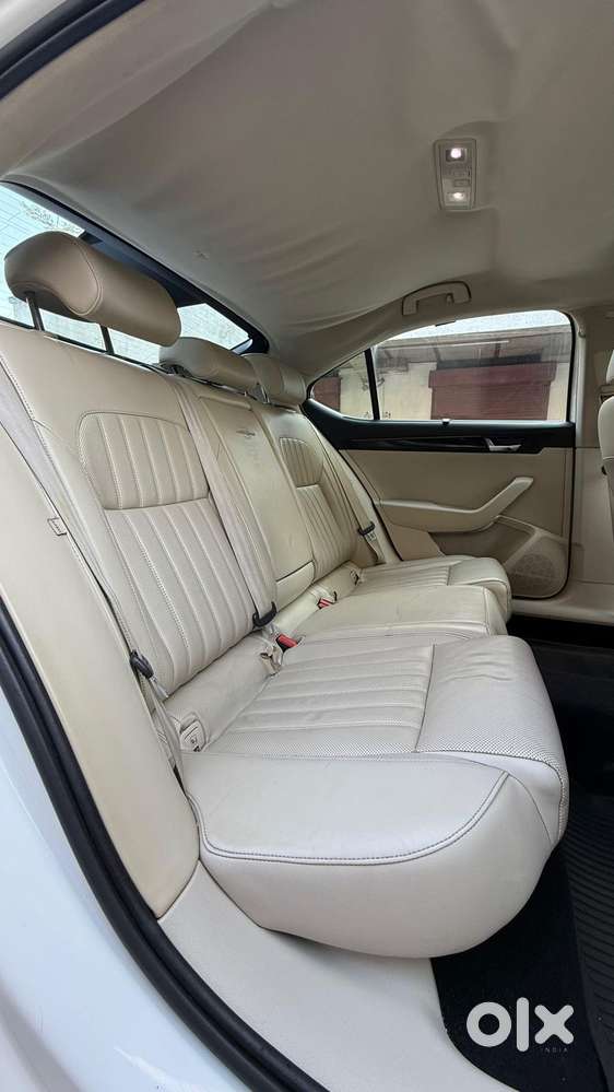 Skoda Superb 2.0 Tsi At L&k, 2017, Diesel