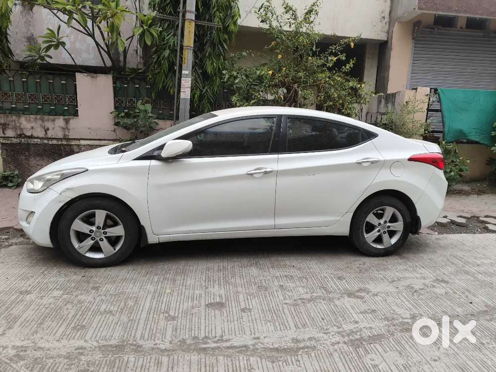 Hyundai Elantra 2014 Petrol 75000 Km Driven