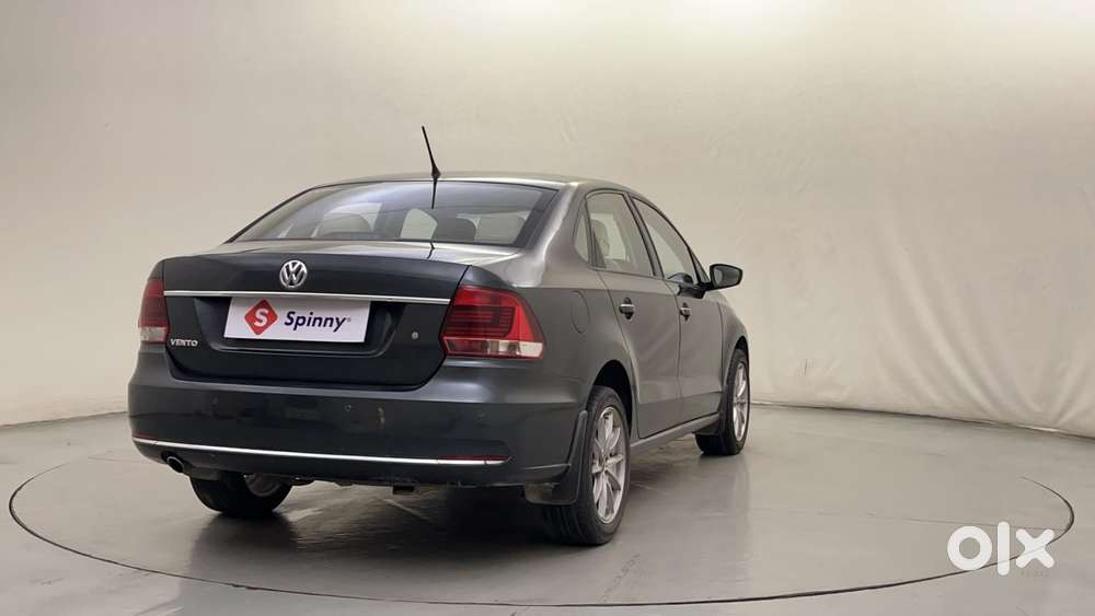 Volkswagen Vento 1.6 Highline, 2019, Petrol