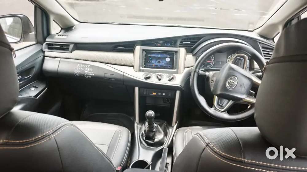 Toyota Innova Crysta 2016 (taxi)