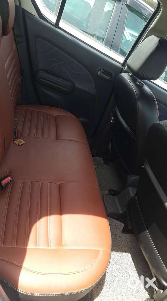 Maruti Suzuki Ritz, 2012, Petrol