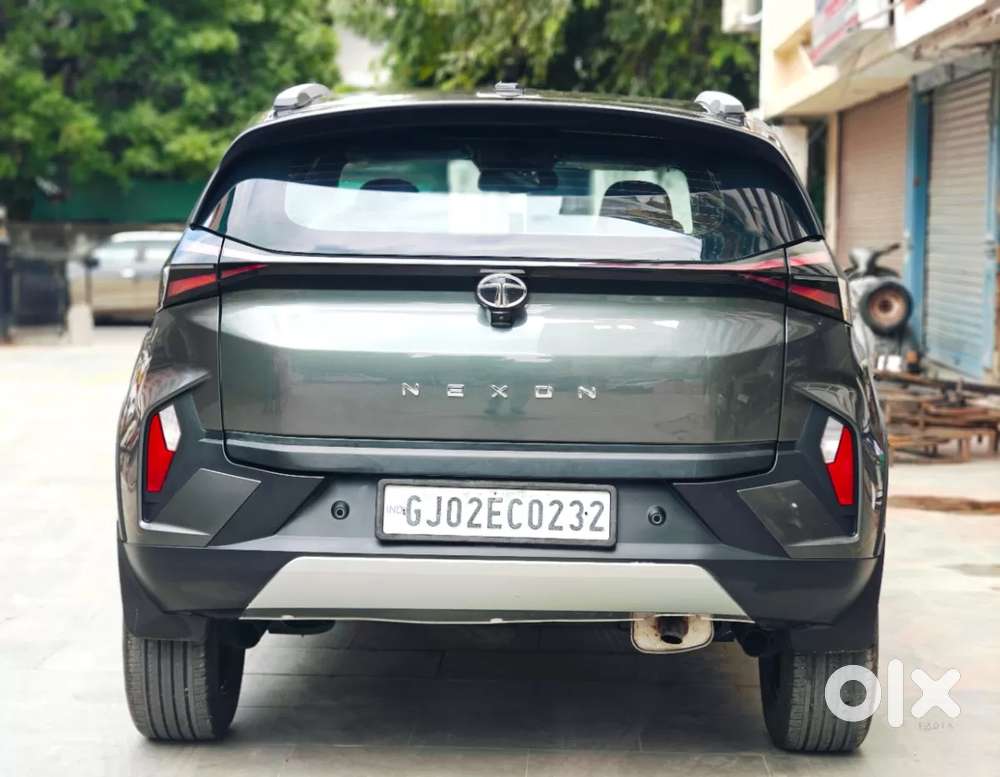 Tata Nexon Fearless 1.2 Revotron Petrol 6 Mt Dt, 2023, Petrol