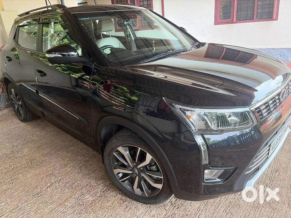 Mahindra Xuv300 2021 Diesel Well Maintained