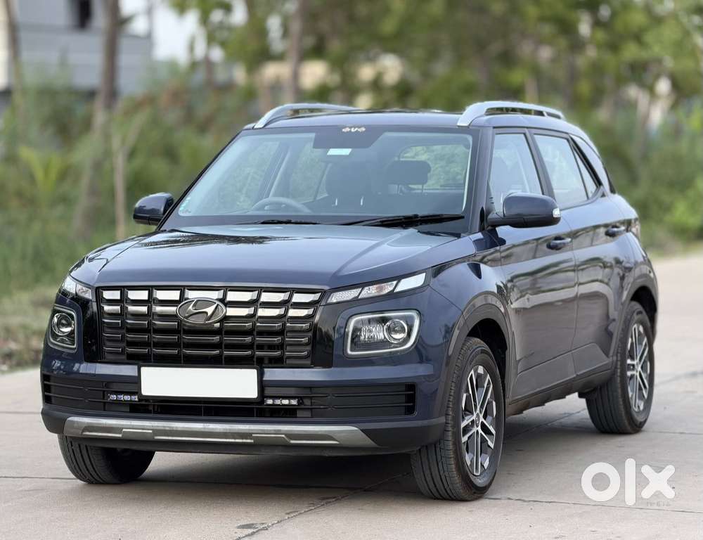 Hyundai Venue Sx Mt, 2023, Diesel