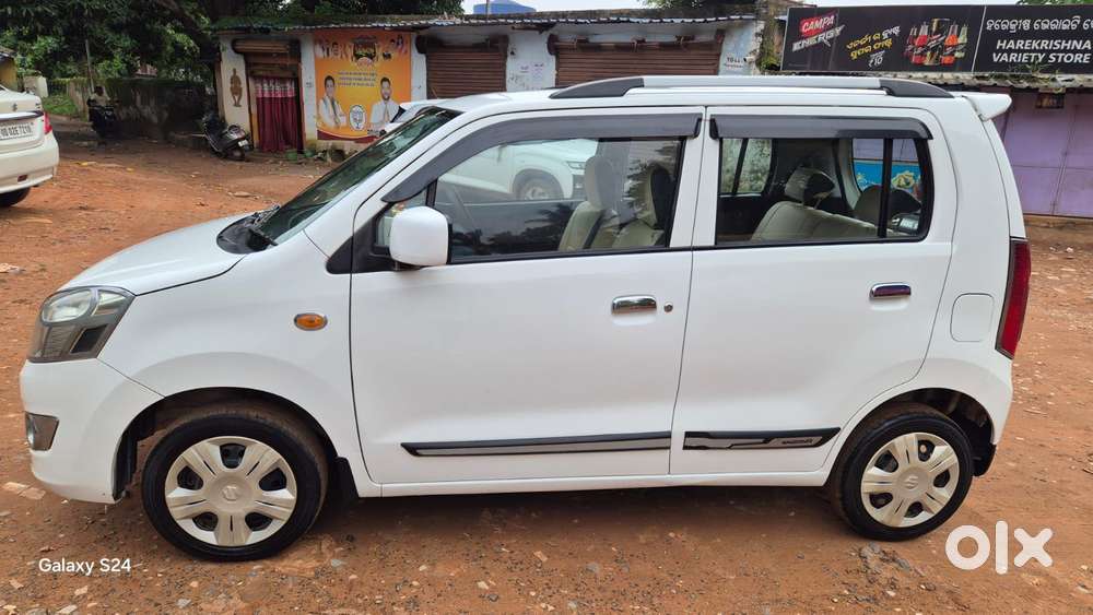Maruti Suzuki Wagon R Vxi Mt 1.0l, 2015, Petrol