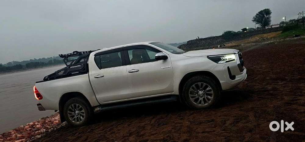 Toyota Hilux 2024 Diesel 11000 Km Driven