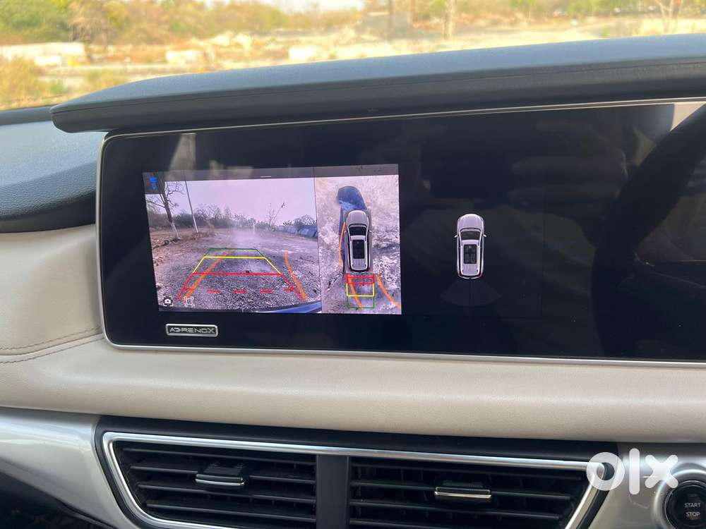 Mahindra Xuv700 2.2 Ax 7 Diesel Mt Luxury Pack Str, 2021, Diesel