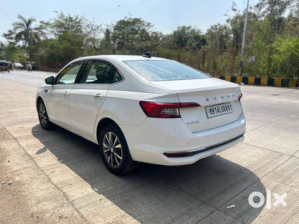 Skoda Slavia 1.0 Tsi Style At, 2024, Petrol
