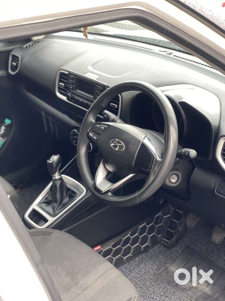Hyundai Venue S (o) 1.0 Turbo Mt, 2019, Petrol